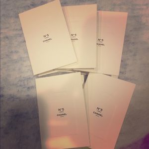 5 Chanel N’5 L’eau Samples